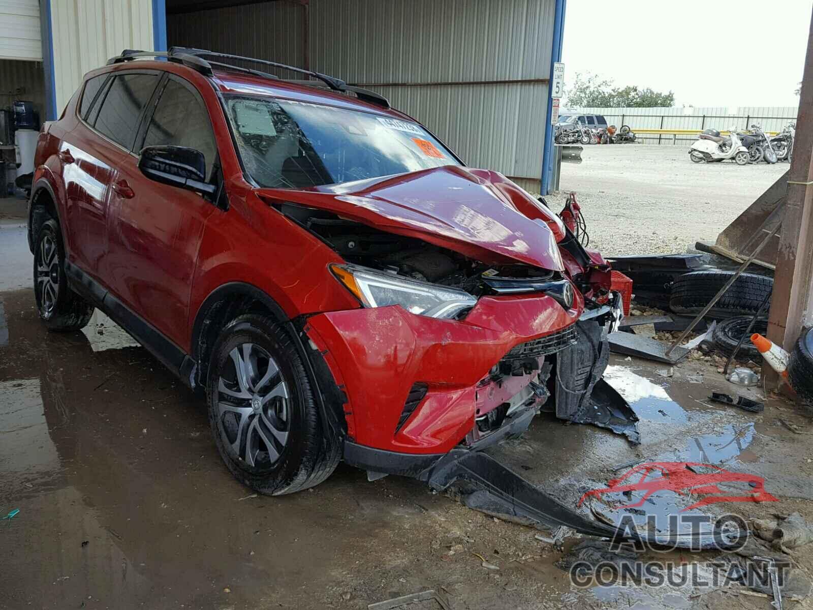 TOYOTA RAV4 LE 2017 - JTMZFREVXHJ134115
