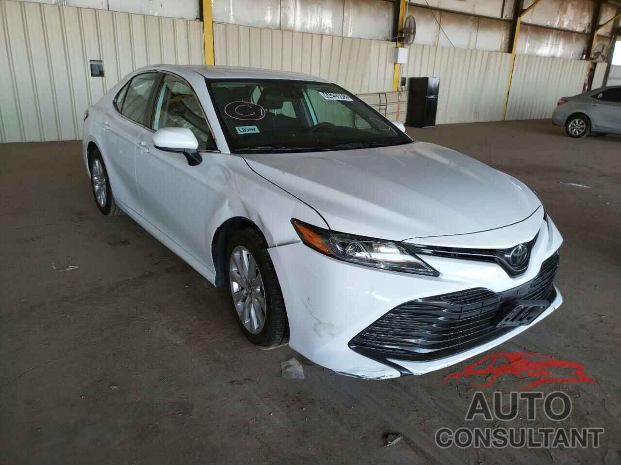 TOYOTA CAMRY 2019 - 4T1B11HK1KU786304