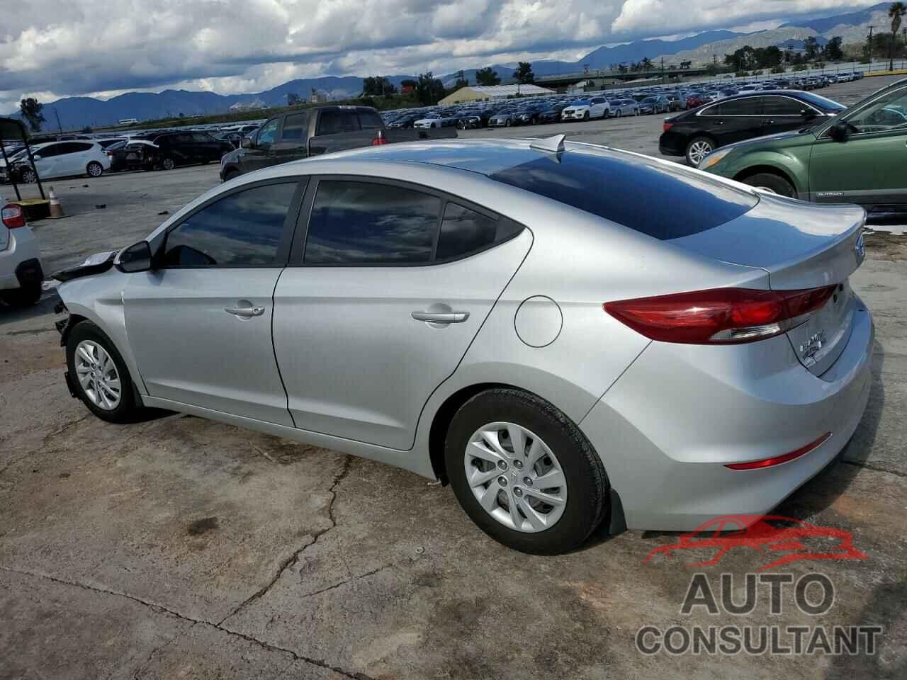 HYUNDAI ELANTRA 2018 - 5NPD74LF5JH379683