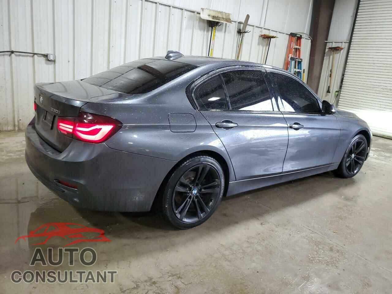 BMW 3 SERIES 2017 - WBA8D9C35HA005716