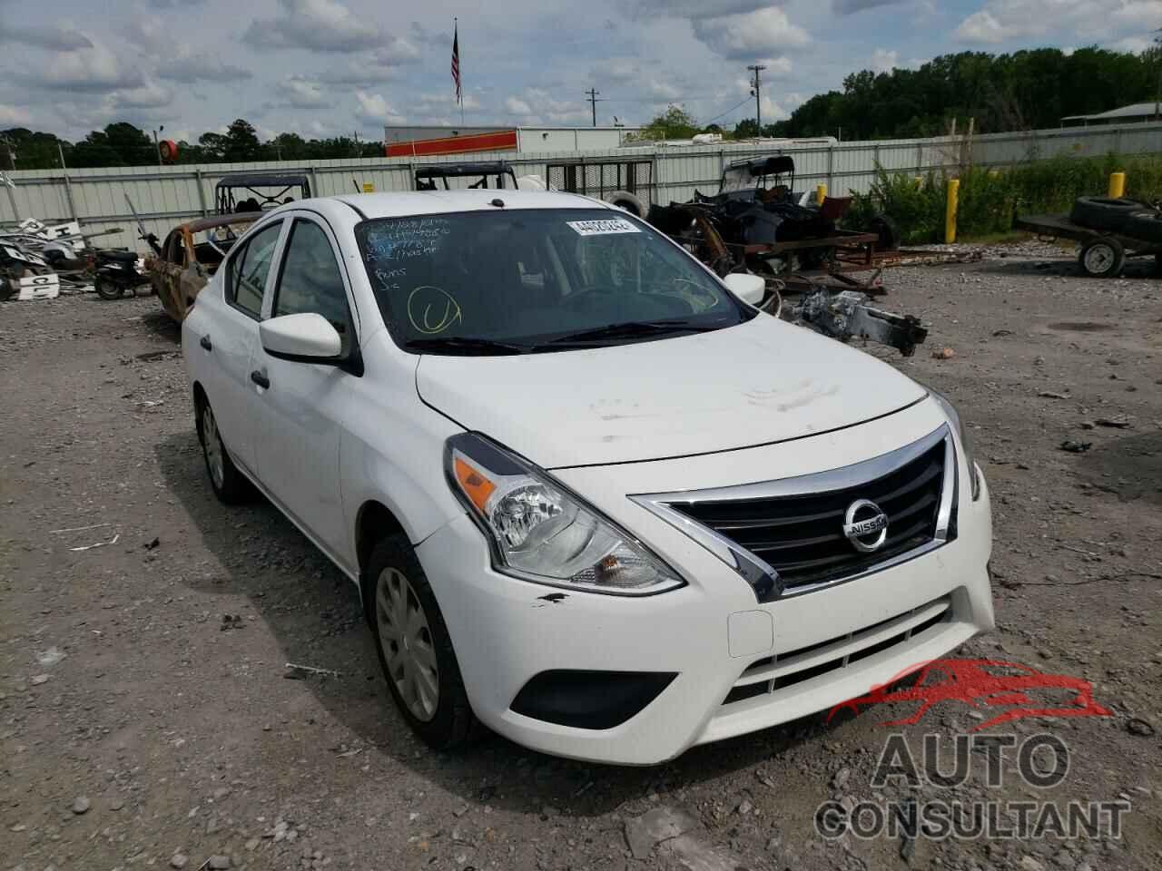 NISSAN VERSA 2018 - 3N1CN7AP6JL817189