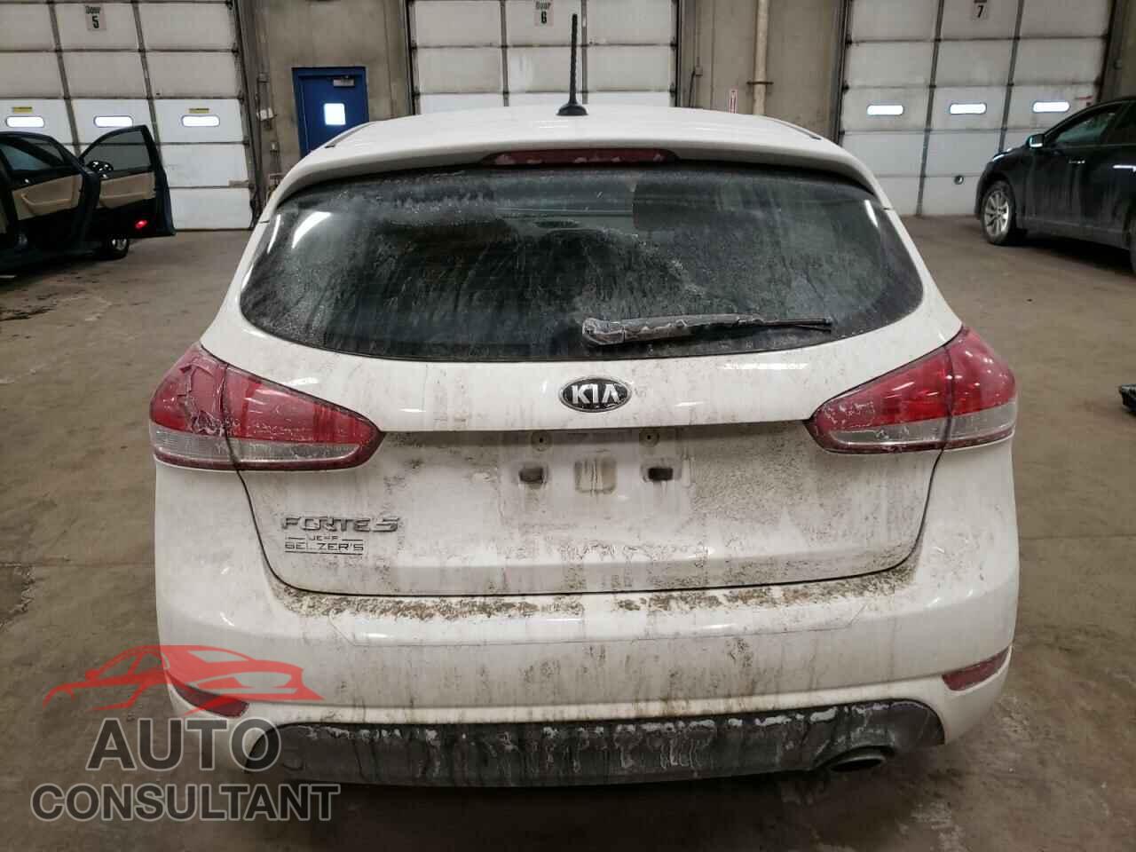 KIA FORTE 2017 - KNAFK5A85H5691415