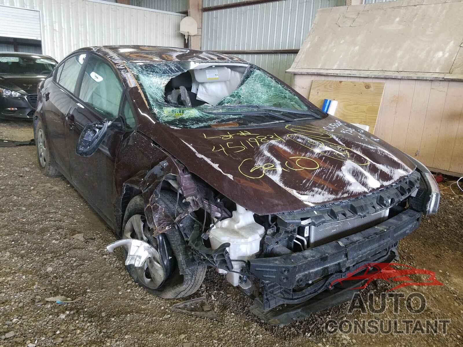 KIA FORTE 2018 - 3KPFK4A77JE199516