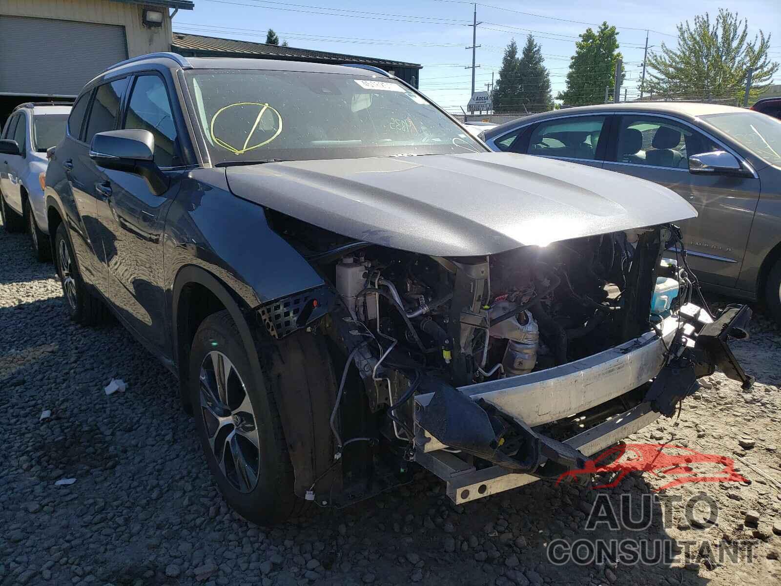 TOYOTA HIGHLANDER 2021 - 5TDGZRBH8MS525418