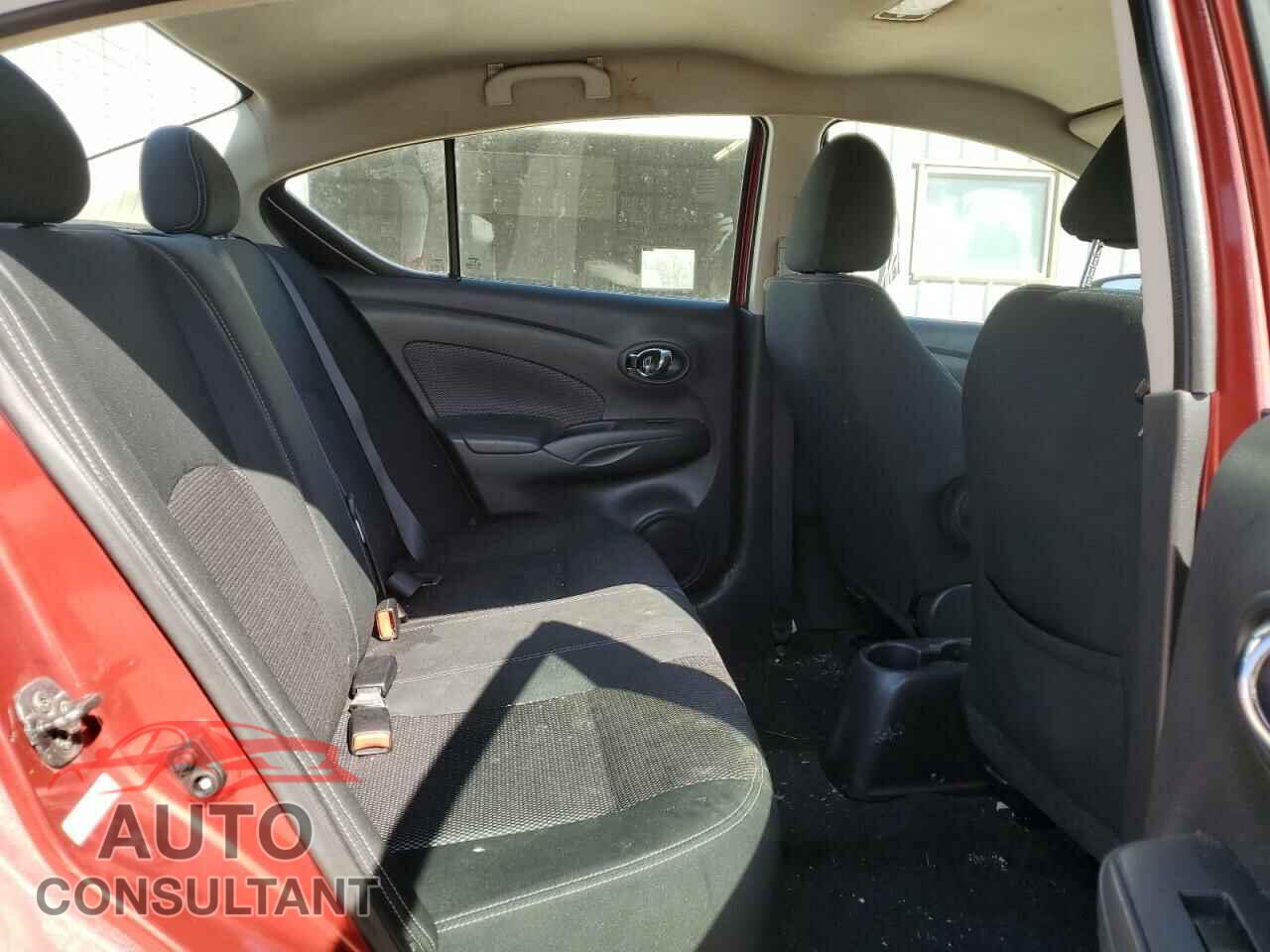 NISSAN VERSA 2017 - 3N1CN7AP3HL878039