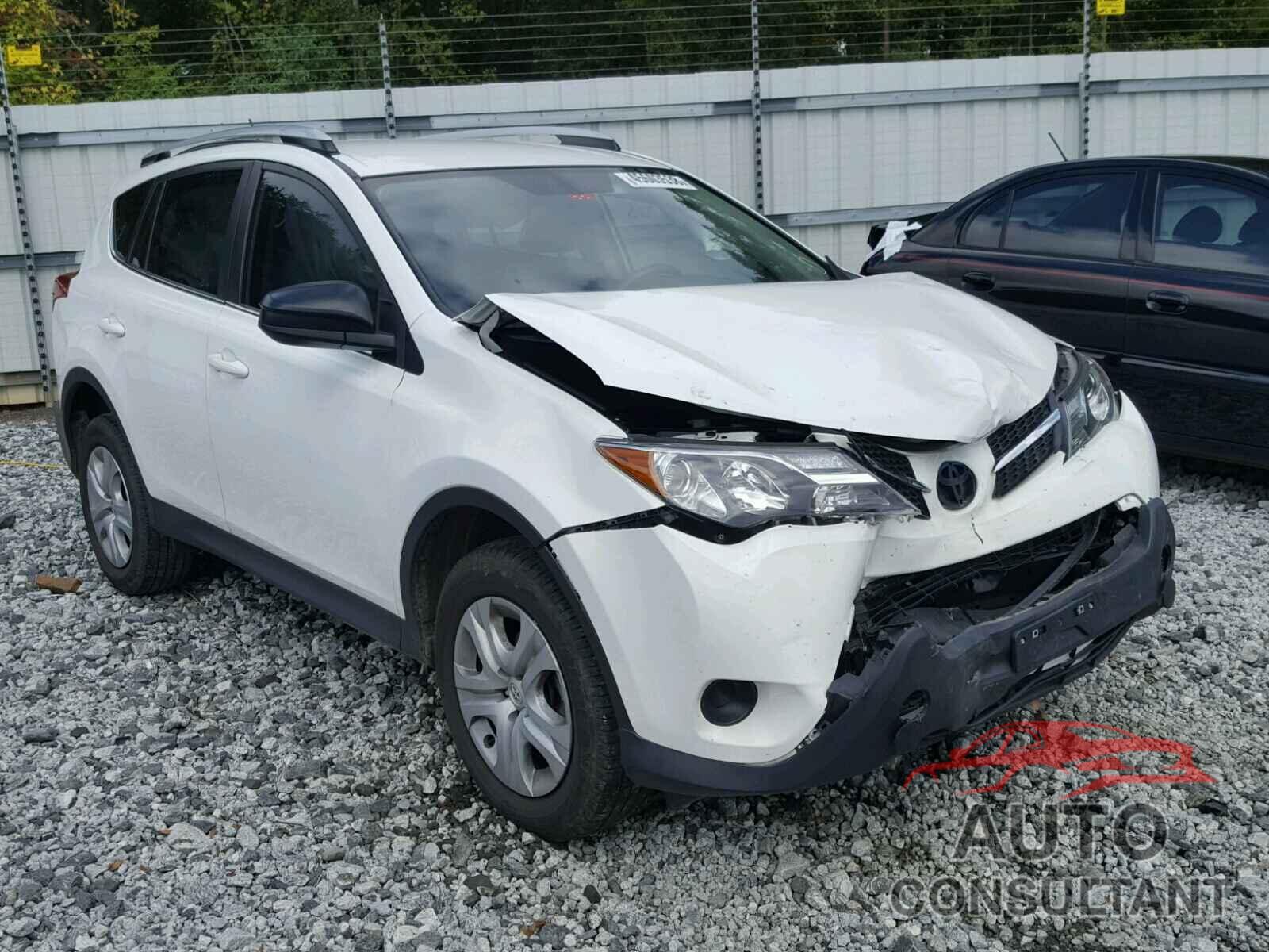 TOYOTA RAV4 LE 2015 - JTMBFREV4FD130297