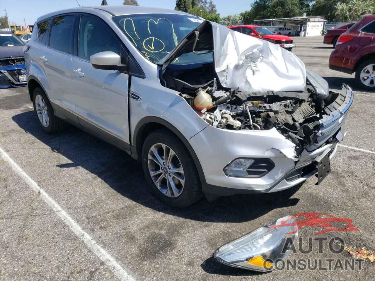 FORD ESCAPE 2017 - 1FMCU0GD4HUB61770