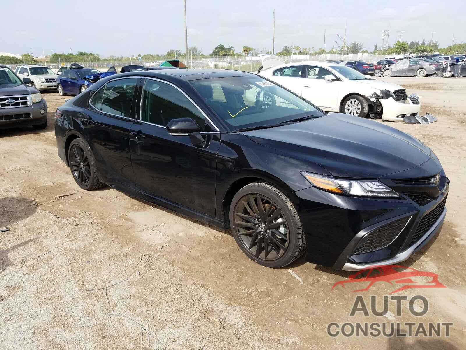 TOYOTA CAMRY 2021 - 4T1K61AKXMU434241