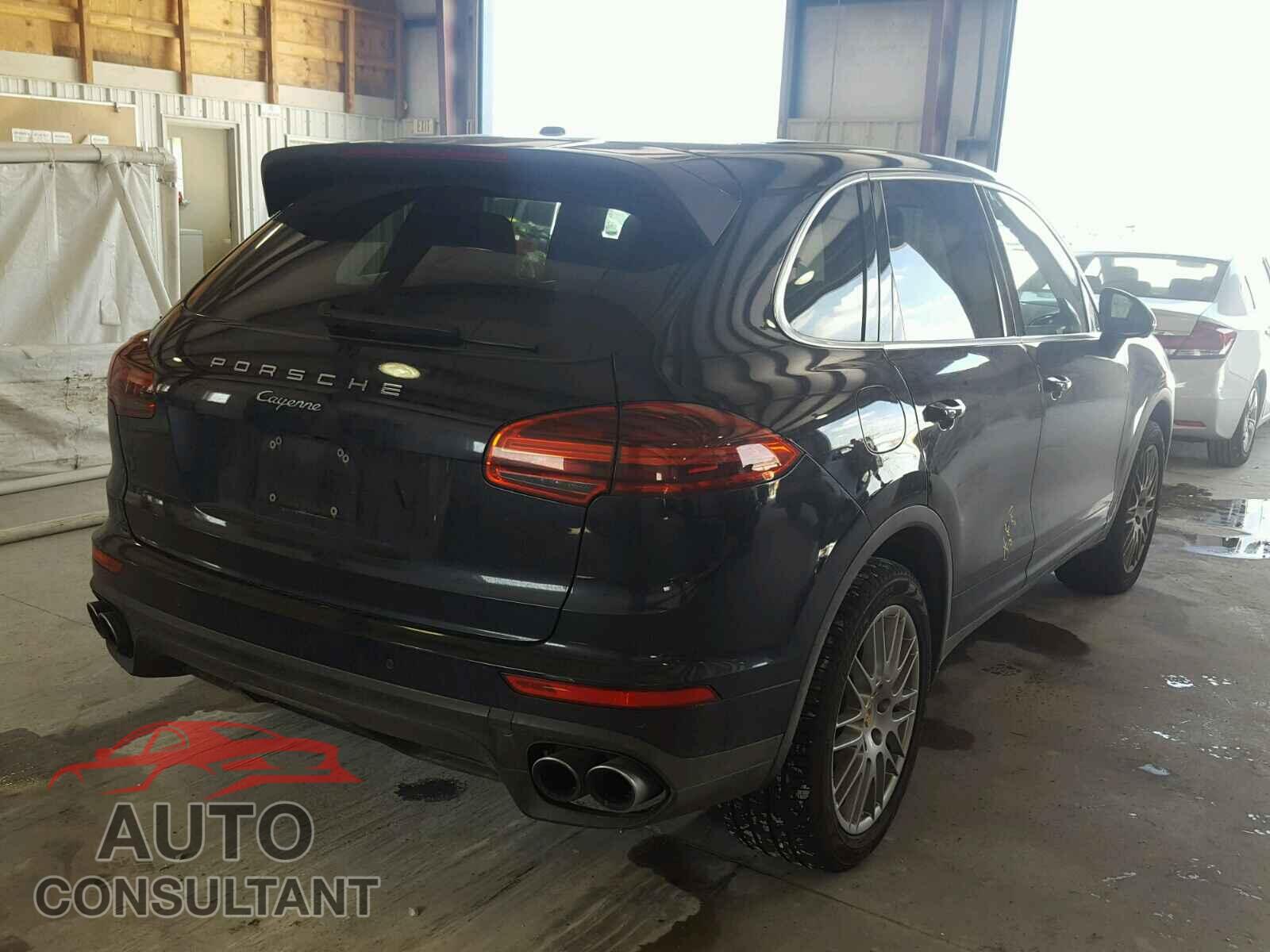 PORSCHE CAYENNE 2016 - WP1AA2A28GLA08495