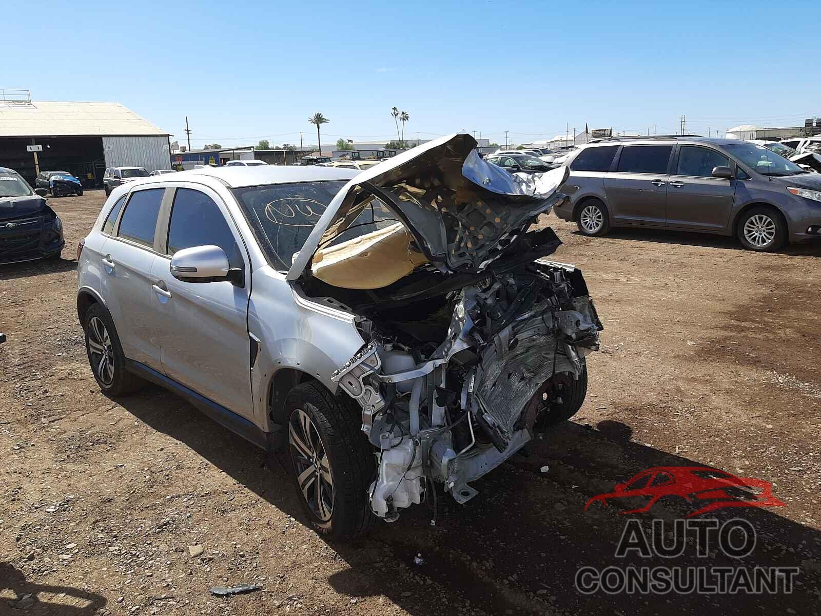 MITSUBISHI OUTLANDER 2020 - JA4AP4AU4LU001989