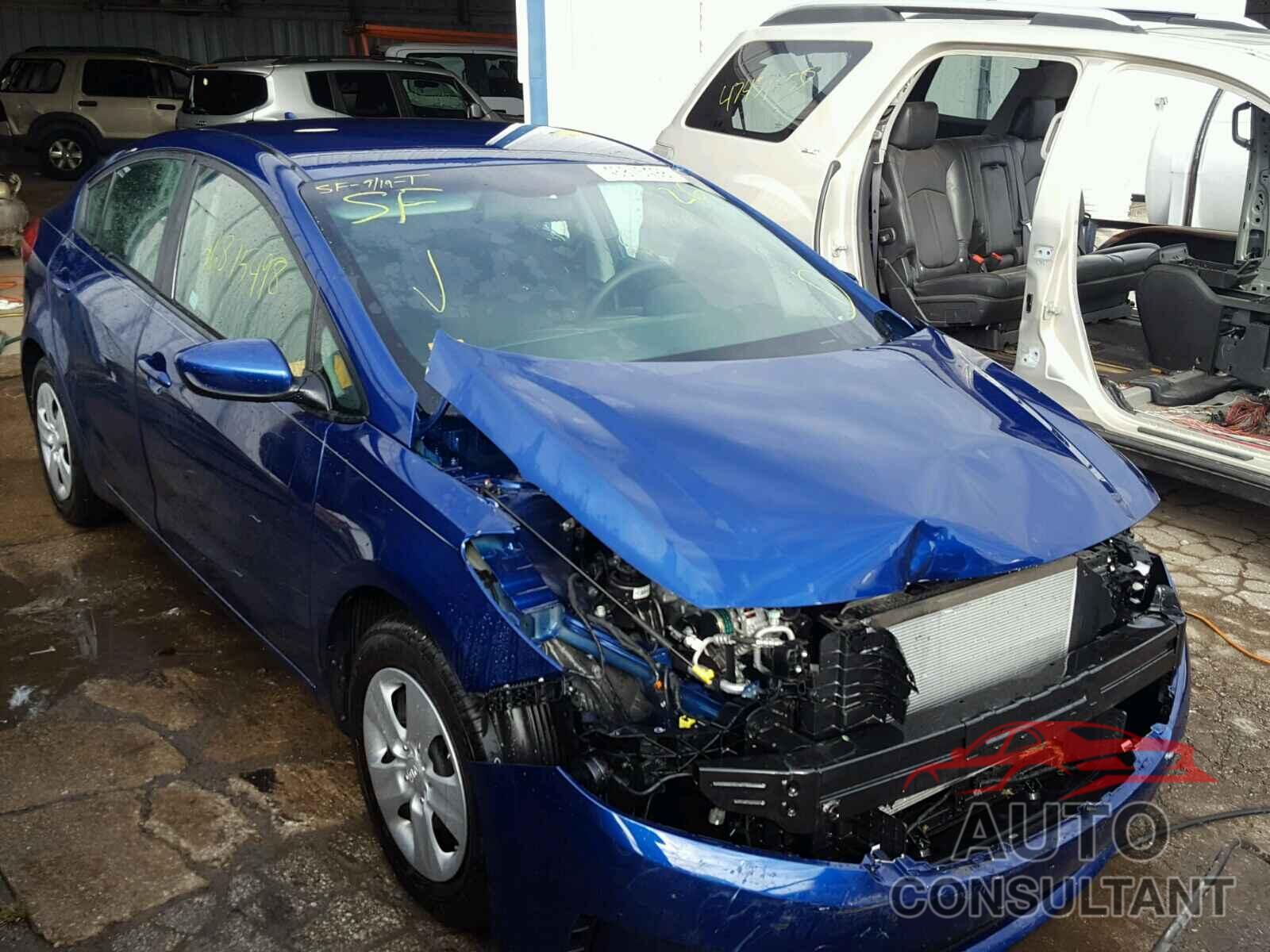 KIA FORTE 2018 - 3KPFK4A72JE270119