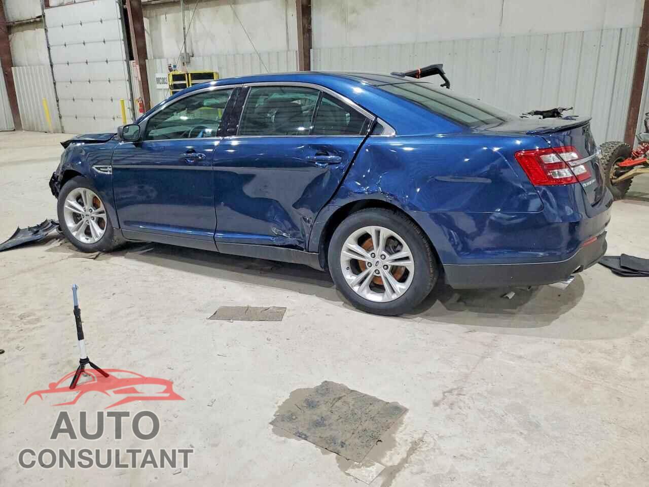 FORD TAURUS 2016 - 1FAHP2E81GG143152