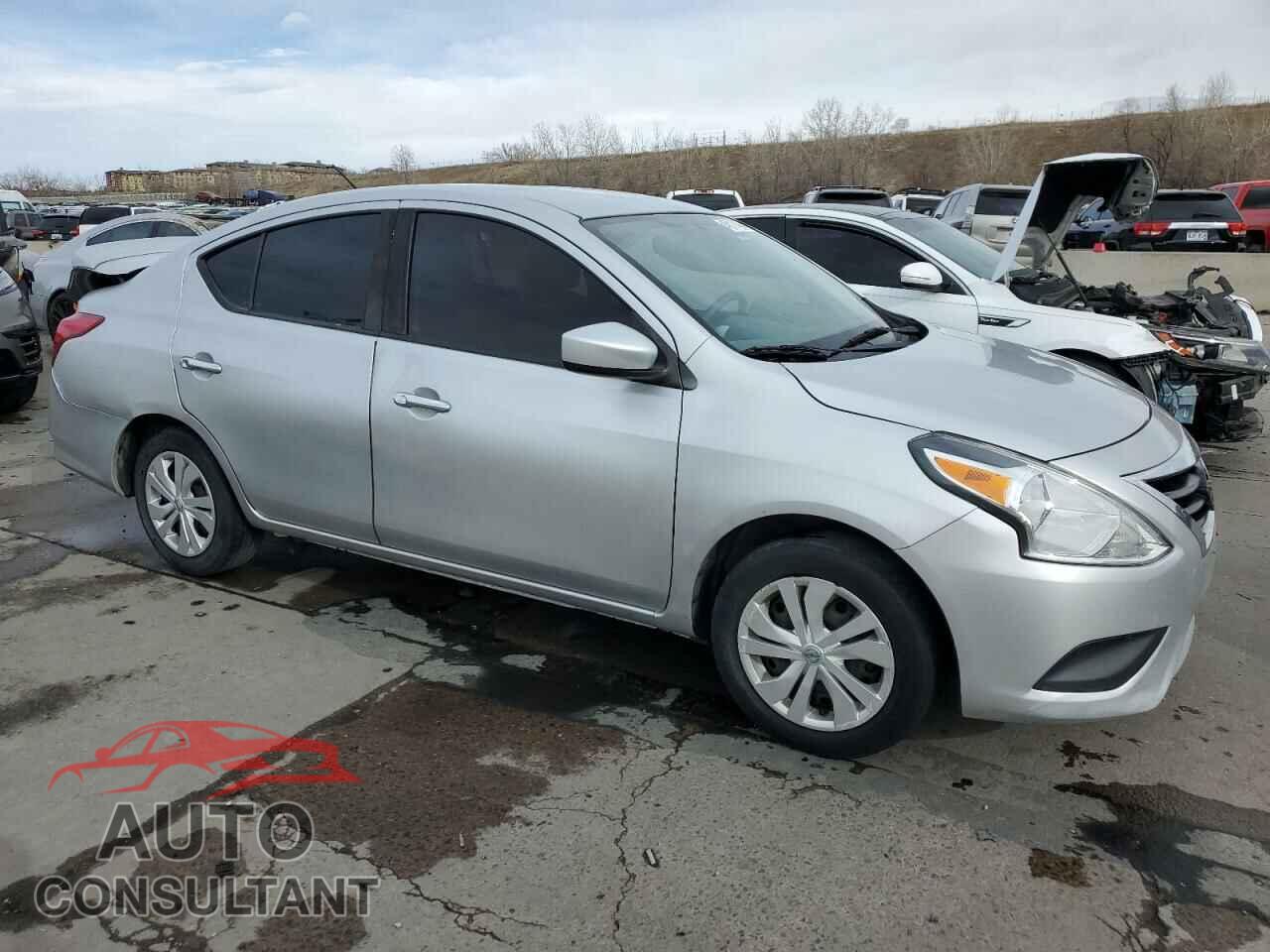 NISSAN VERSA 2017 - 3N1CN7AP3HL860091
