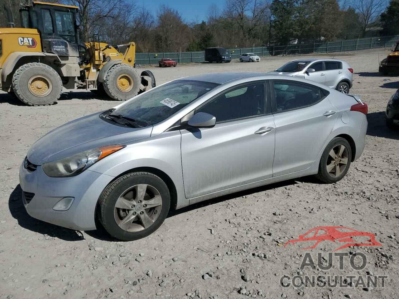HYUNDAI ELANTRA 2013 - KMHDH4AE9DU651259