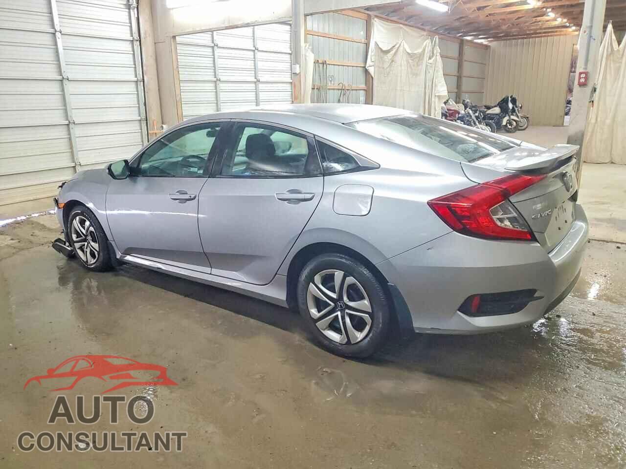 HONDA CIVIC 2018 - 19XFC2F58JE030890