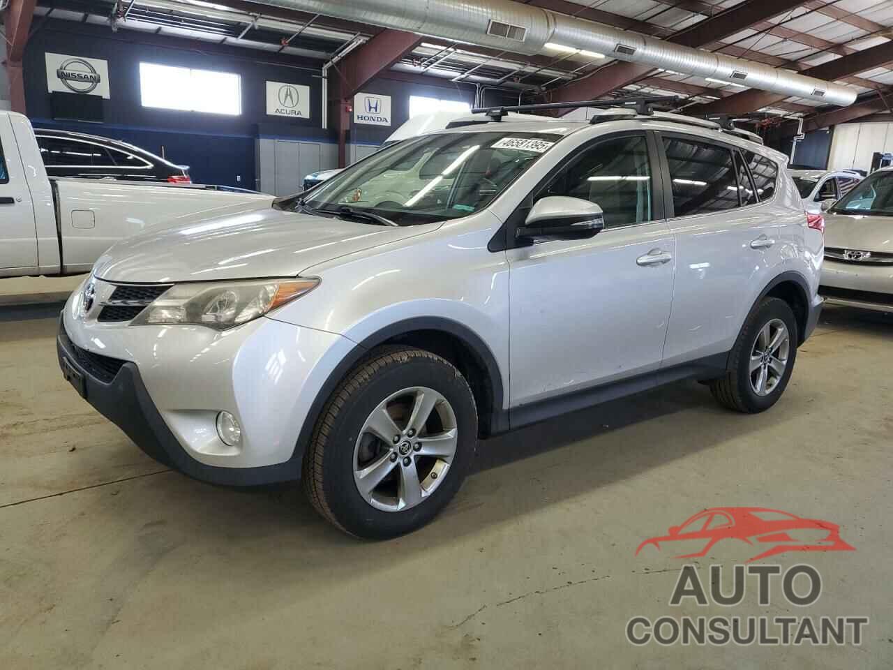 TOYOTA RAV4 2015 - JTMRFREV0FD167300