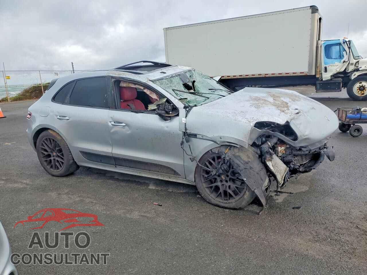 PORSCHE MACAN 2018 - WP1AG2A53JLB61219
