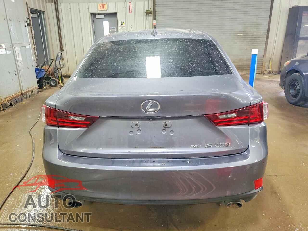 LEXUS IS 2014 - JTHCF1D24E5011041