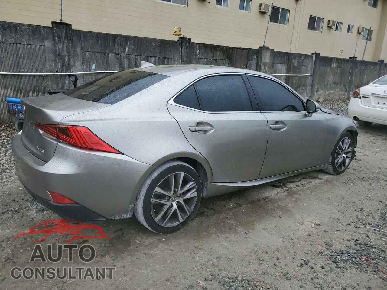 LEXUS IS 2018 - JTHBA1D29J5077573