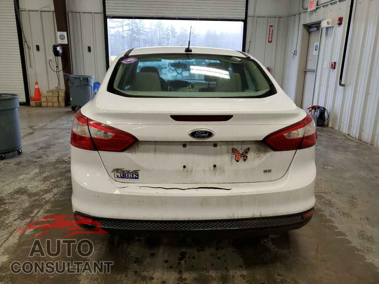 FORD FOCUS 2014 - 1FADP3F21EL365788