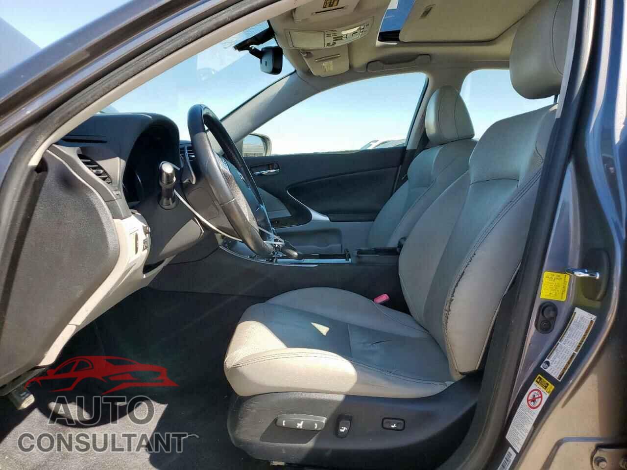 LEXUS IS 2012 - JTHBF5C27C5161128