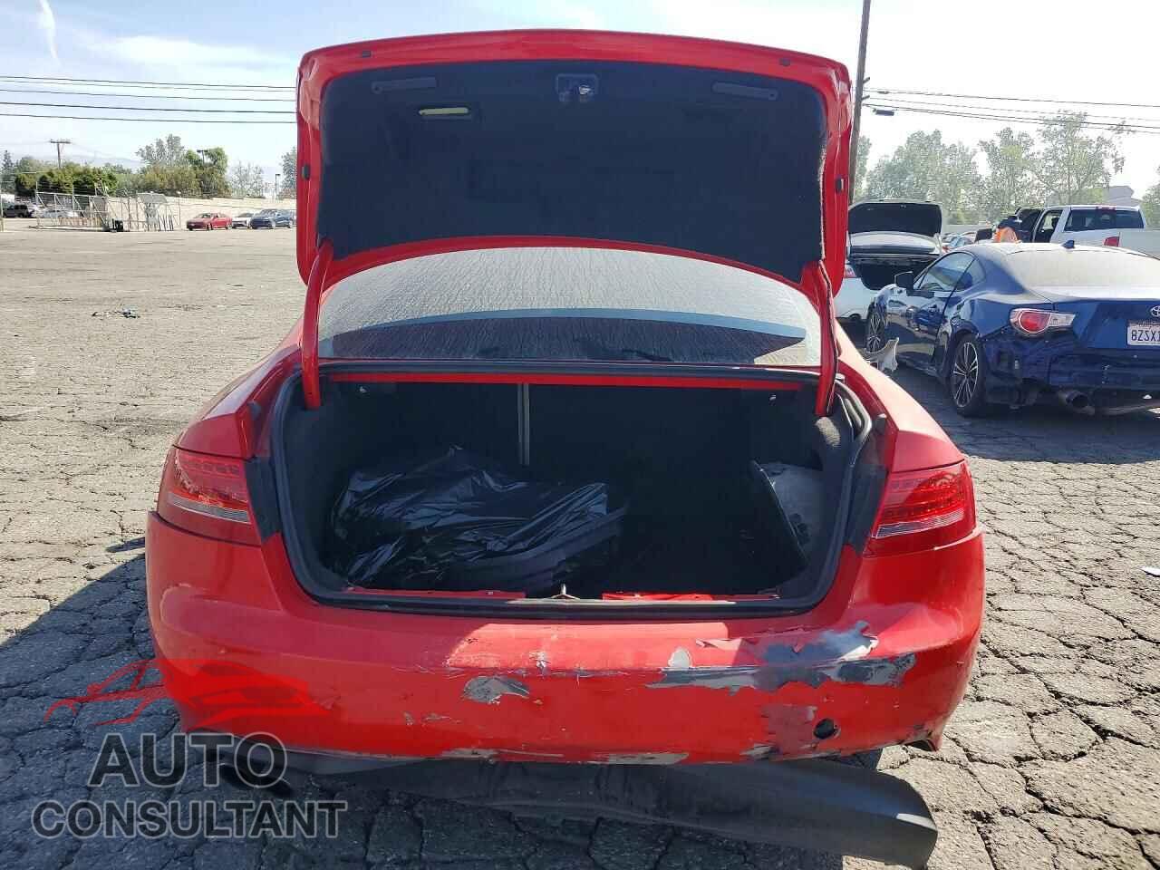 AUDI A5 2010 - WAULFAFR0AA073191