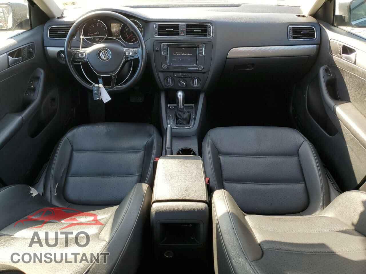 VOLKSWAGEN JETTA 2017 - 3VWDB7AJ0HM291942