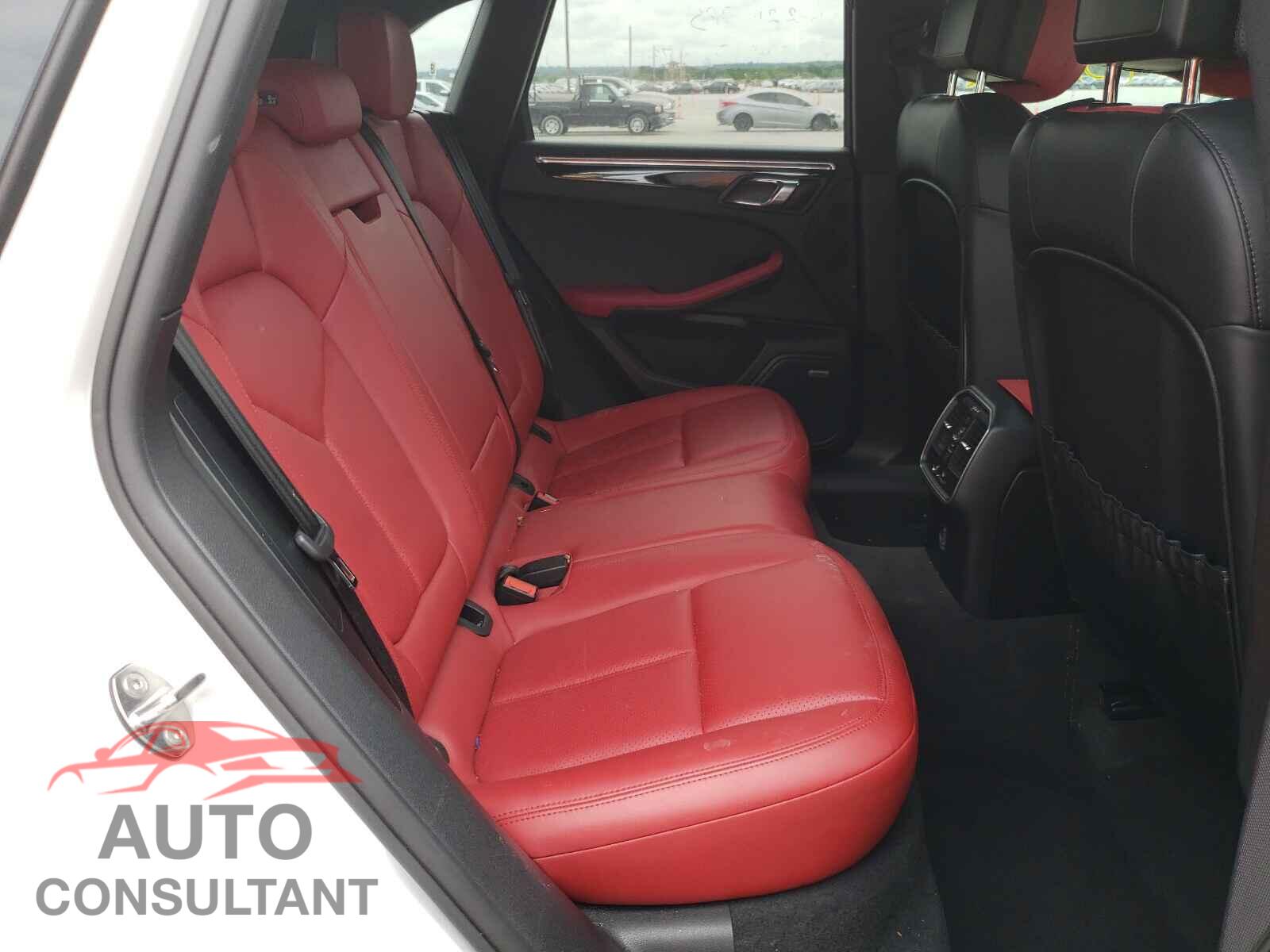 PORSCHE MACAN 2017 - WP1AA2A56HLB83050