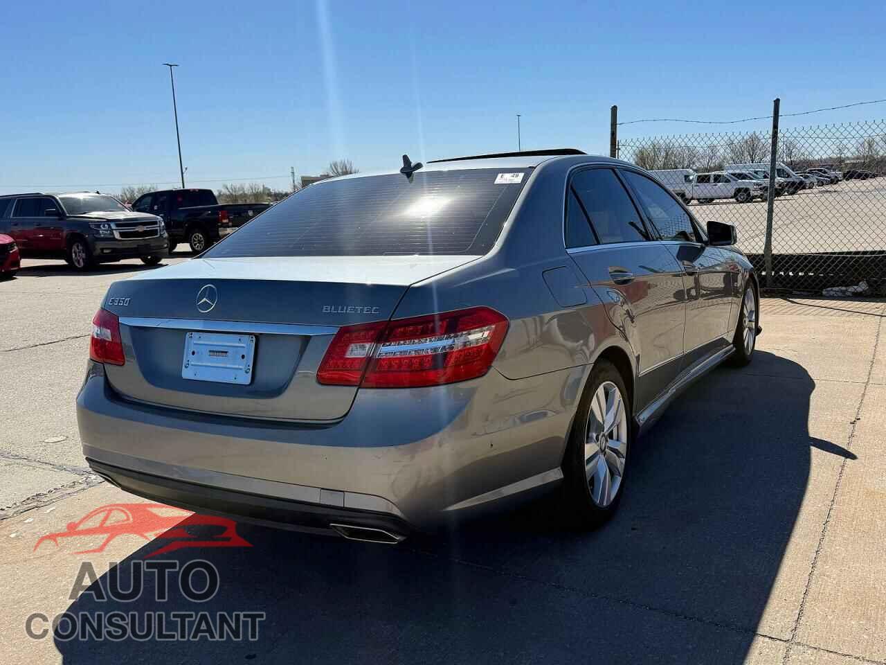 MERCEDES-BENZ E-CLASS 2011 - WDDHF2EB9BA450370