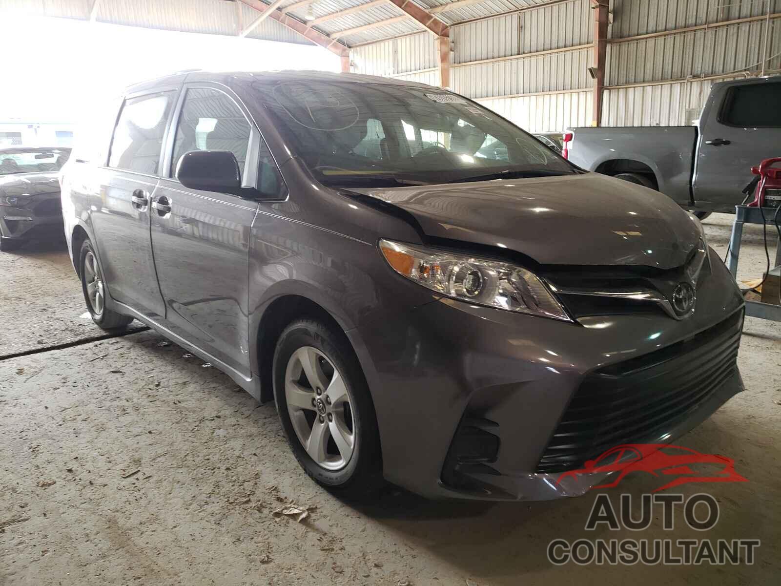 TOYOTA SIENNA 2019 - 5TDKZ3DC2KS993862