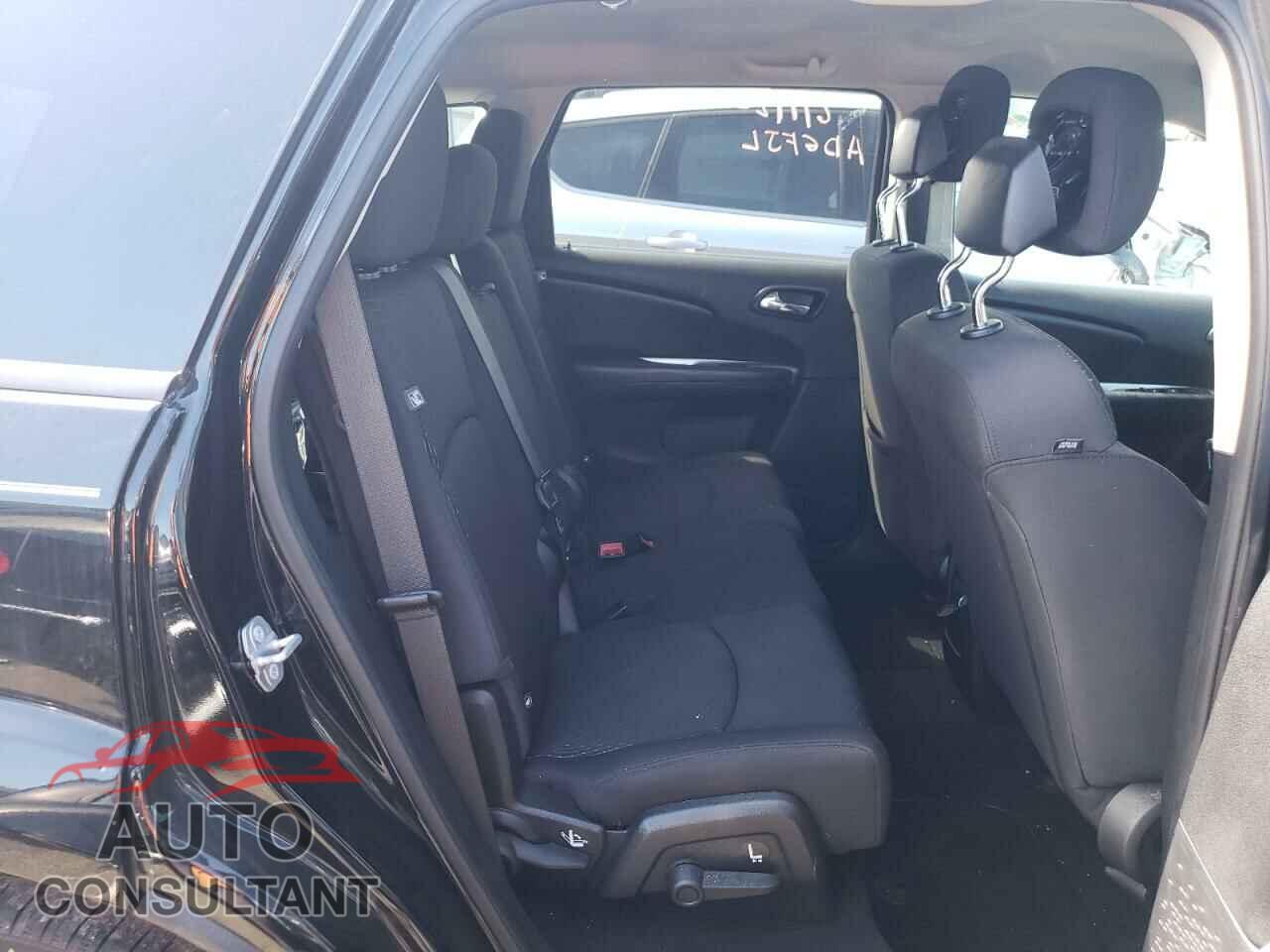 DODGE JOURNEY 2018 - 3C4PDCAB4JT496848