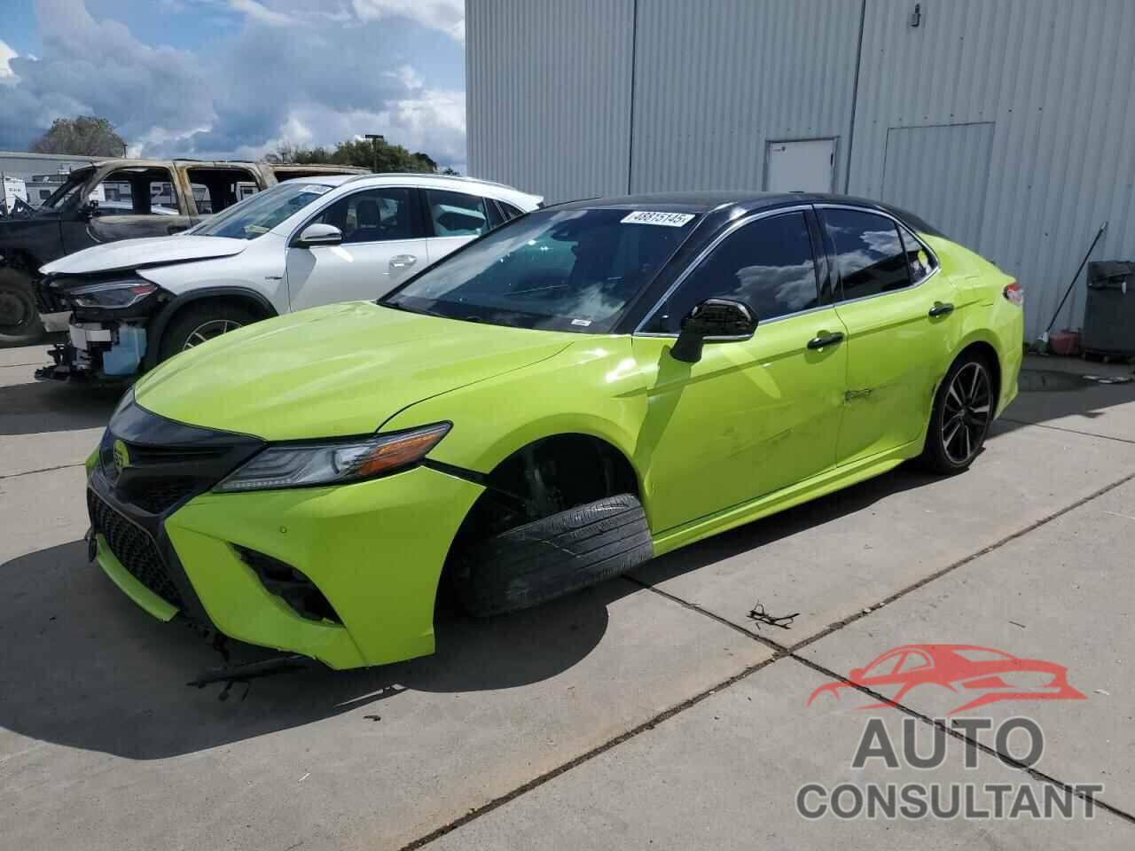 TOYOTA CAMRY 2018 - 4T1B61HK8JU502117