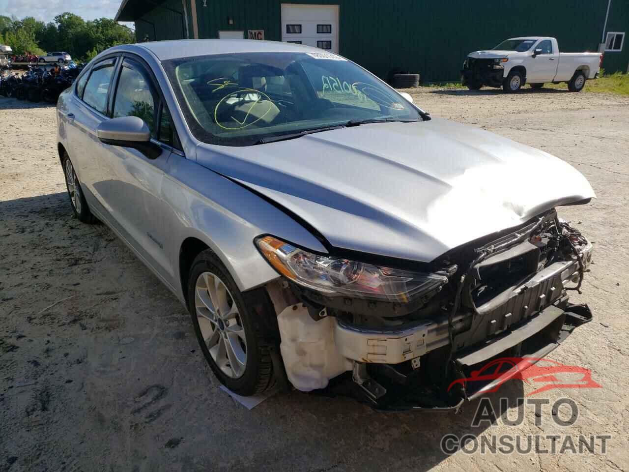 FORD FUSION 2019 - 3FA6P0LU2KR204179