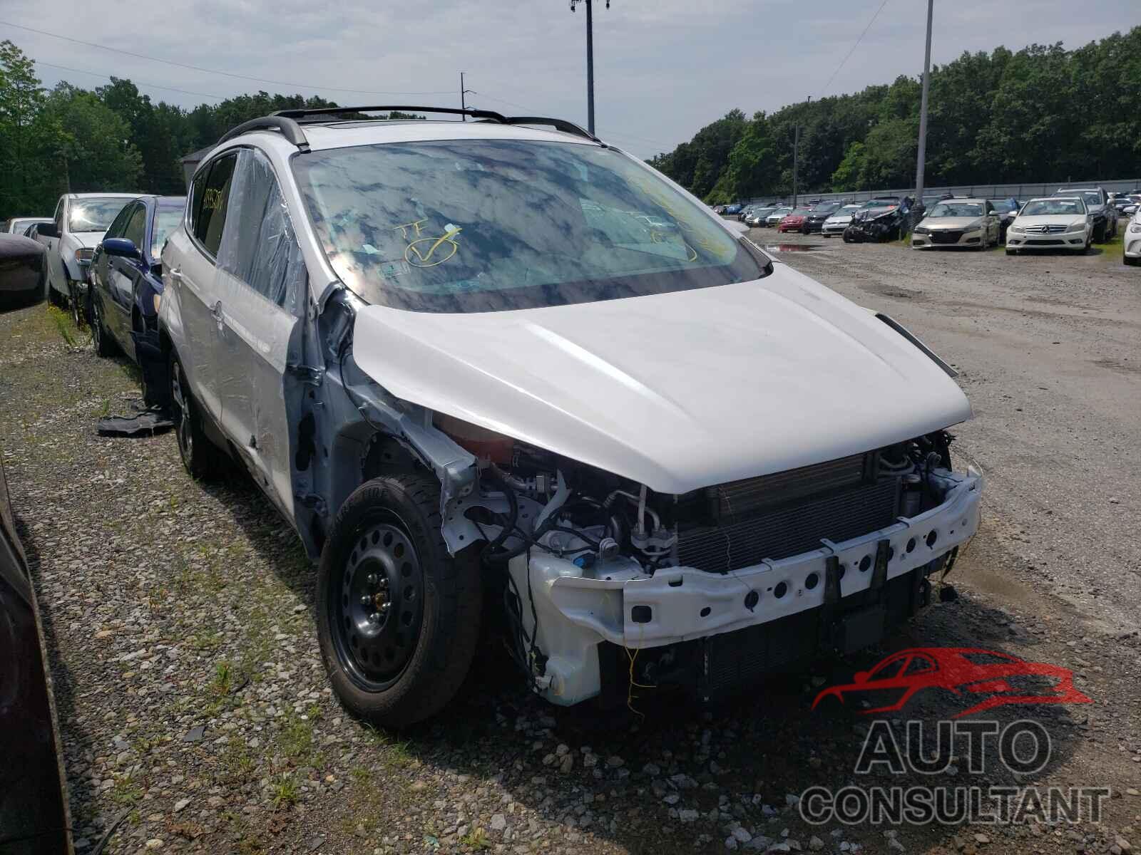 FORD ESCAPE 2018 - 1FMCU9HD6JUD24900