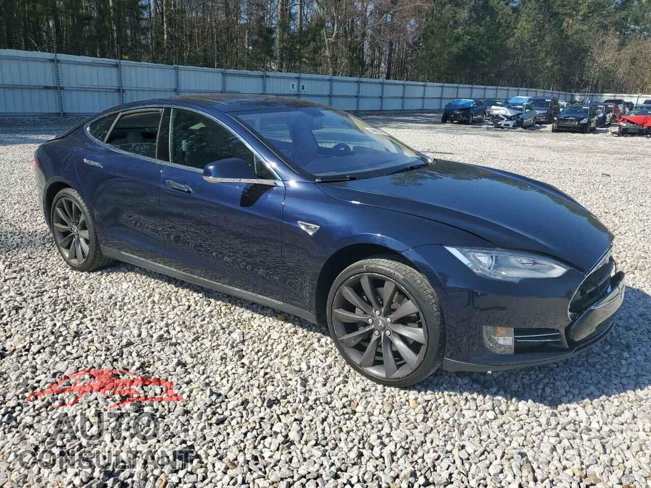 TESLA MODEL S 2013 - 5YJSA1DP6DFP22583