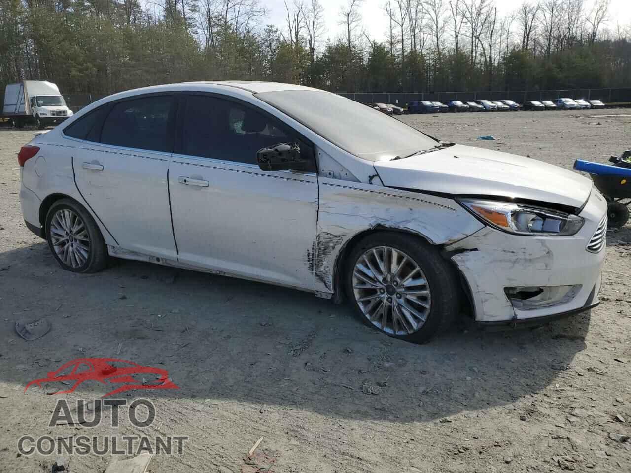 FORD FOCUS 2015 - 1FADP3J28FL378093