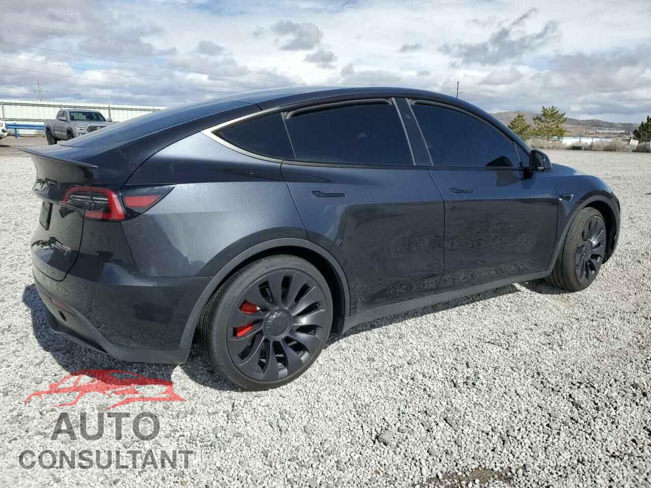 TESLA MODEL Y 2024 - 7SAYGDEF6RF166365