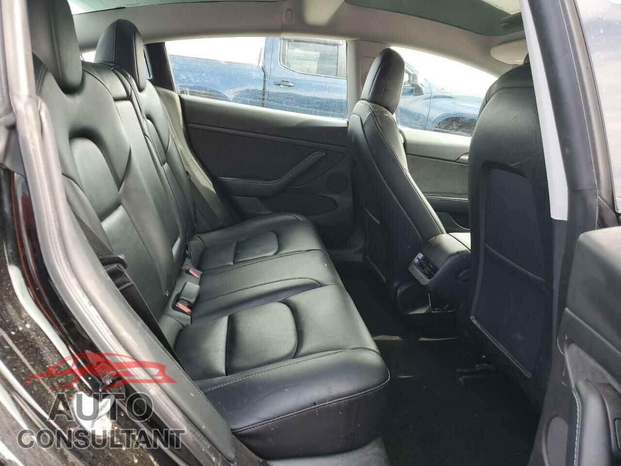 TESLA MODEL 3 2022 - 5YJ3E1EA3NF189452