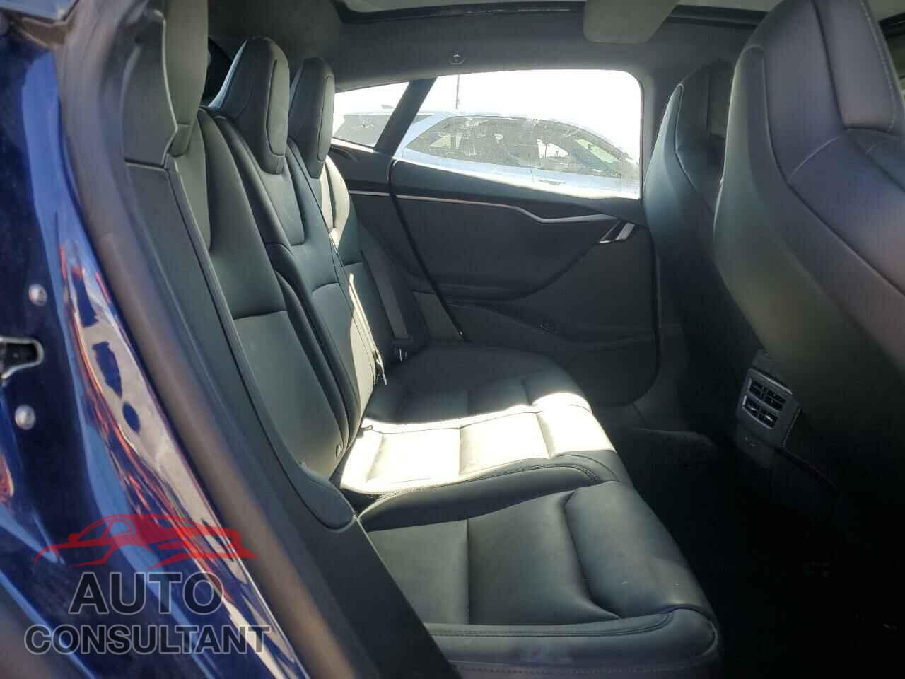 TESLA MODEL S 2018 - 5YJSA1E28JF267766
