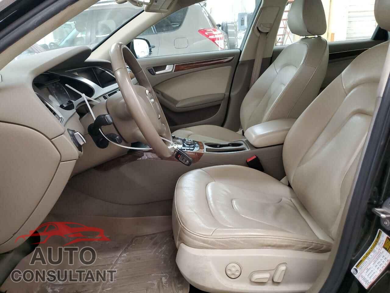 AUDI A4 2011 - WAUEFAFL8BN017157