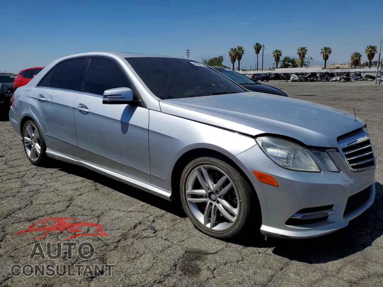 MERCEDES-BENZ E-CLASS 2013 - WDDHF5KB4DA707072