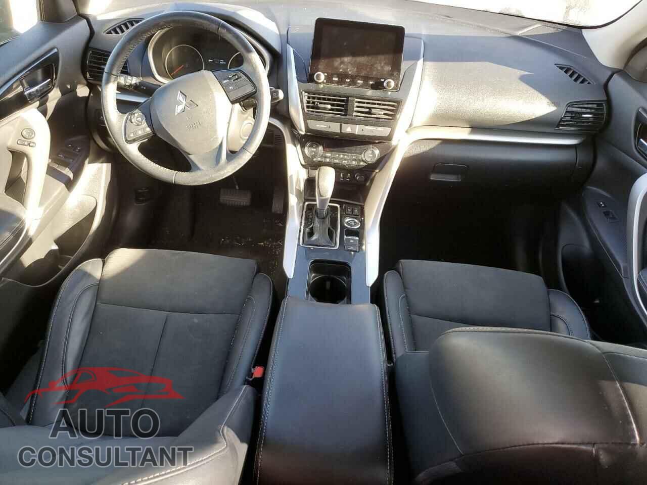 MITSUBISHI ECLIPSE 2022 - JA4ATWAA3NZ021007