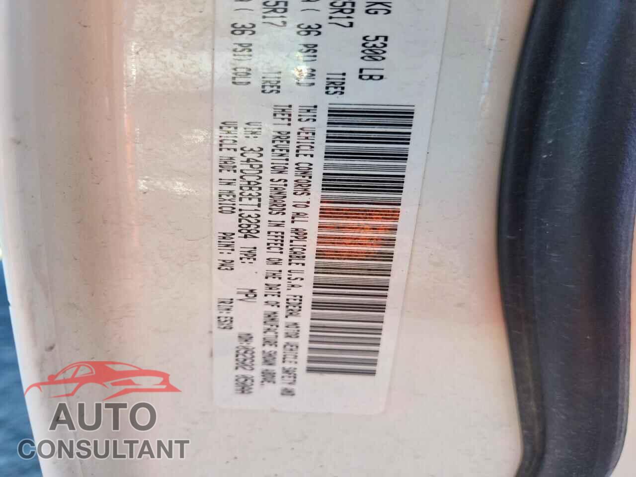 DODGE JOURNEY 2014 - 3C4PDCAB3ET132684