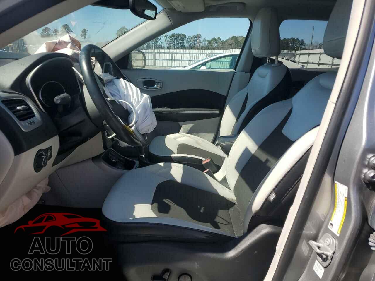 JEEP COMPASS 2020 - 3C4NJDBB6LT255381