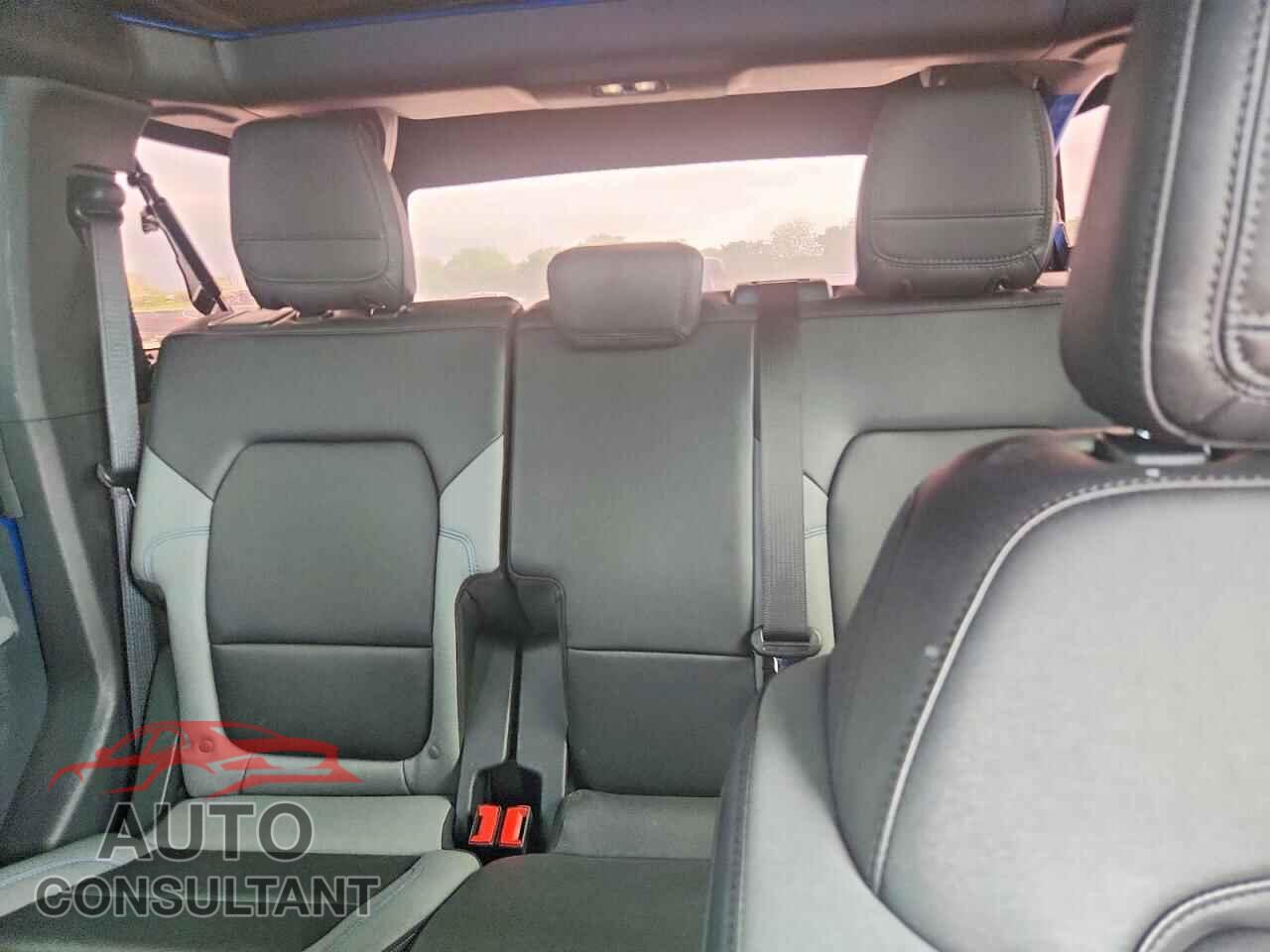 FORD BRONCO 2023 - 1FMEE5DH9PLB63156