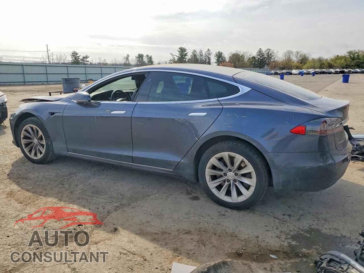 TESLA MODEL S 2018 - 5YJSA1E21JF264319