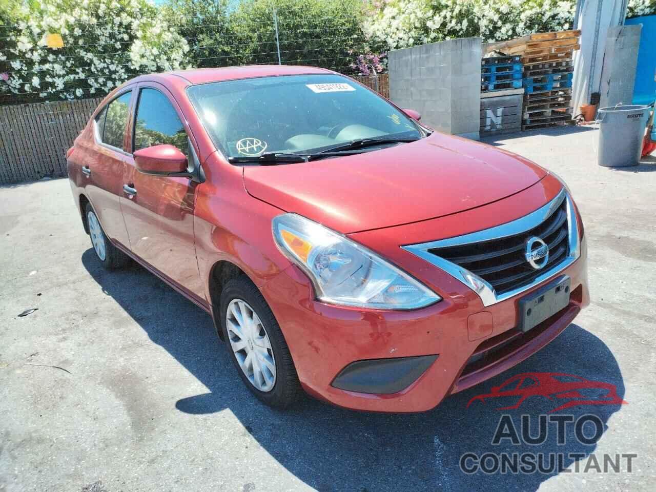 NISSAN VERSA 2019 - 3N1CN7AP4KL820108