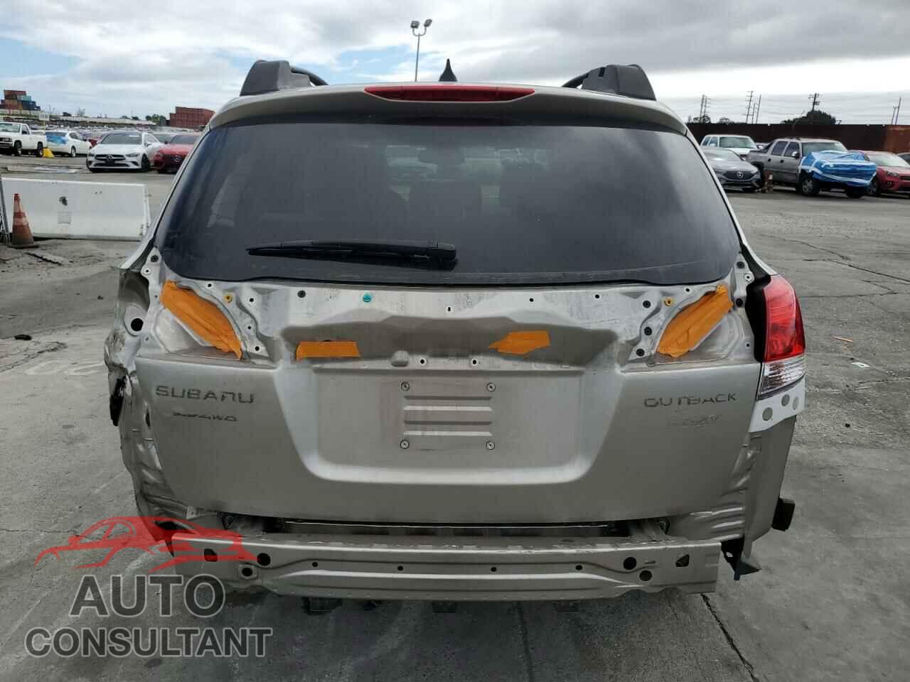 SUBARU OUTBACK 2014 - 4S4BRBLC2E3221648