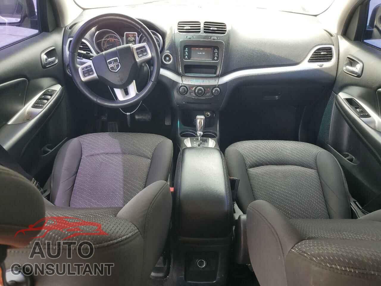 DODGE JOURNEY 2017 - 3C4PDCBB4HT507825