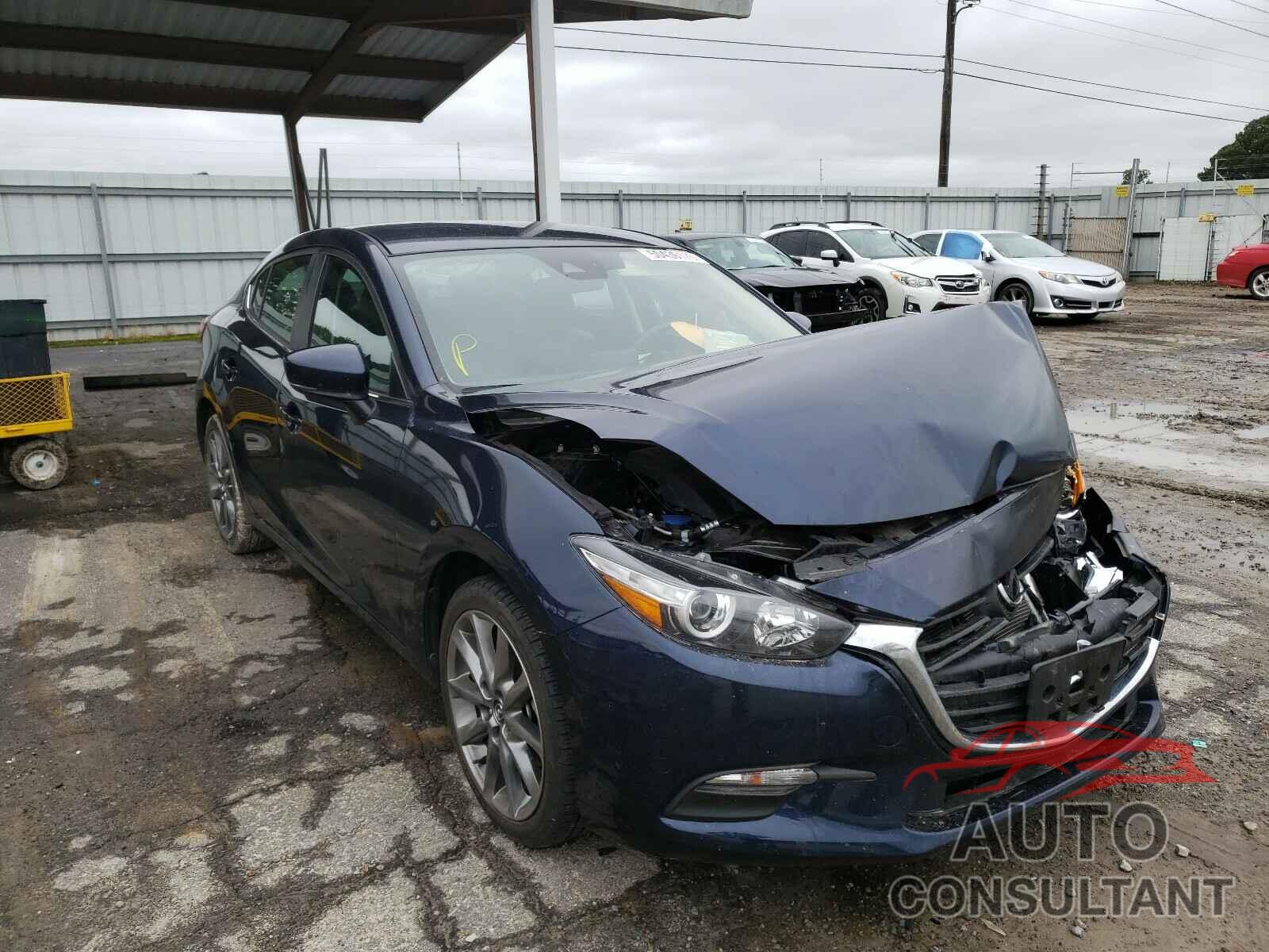 MAZDA 3 2018 - 3MZBN1V37JM245604